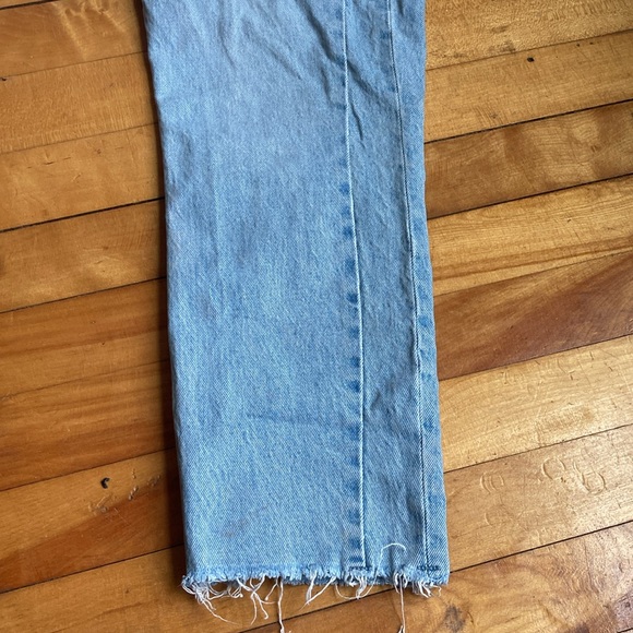 SOLD High rise Abercrombie and Fitch jeans - Picture 7 of 14